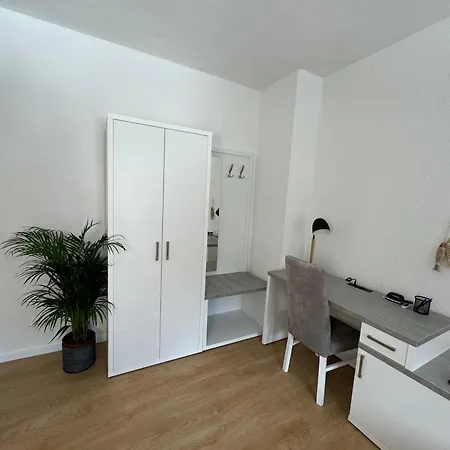 Kaiser Am Meer 4 *